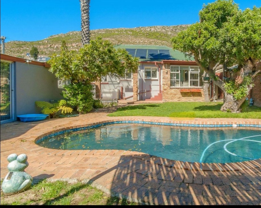 4 Bedroom Property for Sale in Fish Hoek Western Cape